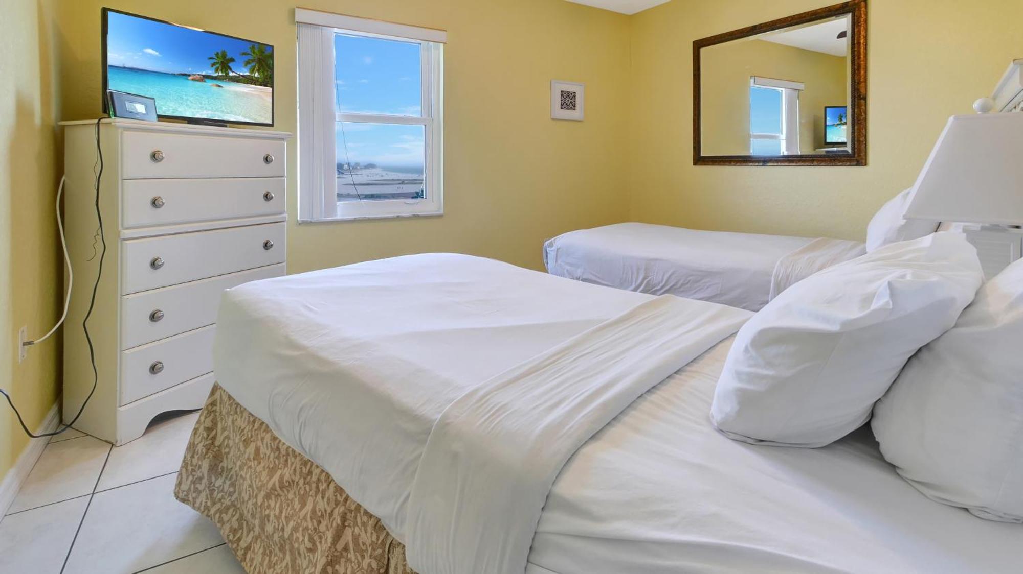 South Beach Oceanfront Resort St. Pete Beach Exterior foto
