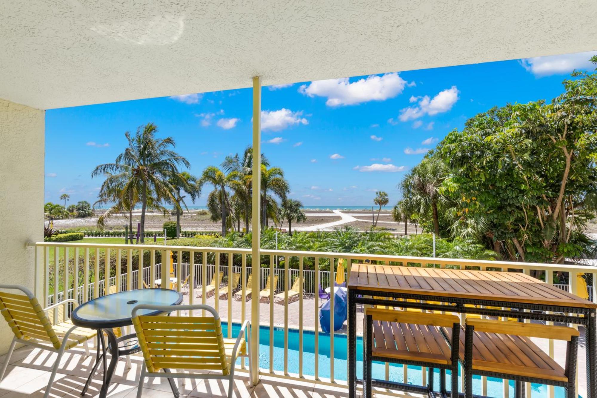 South Beach Oceanfront Resort St. Pete Beach Zimmer foto
